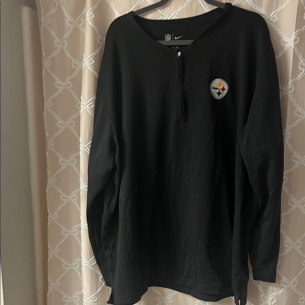 Nike Black Quarter-Zip Men's Sweatshirt
